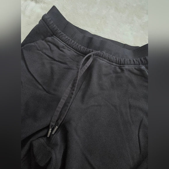 Lululemon Refreshed Routine jogger - Picture 6 of 12